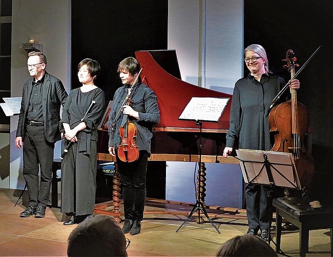 Boten ein stimmiges Bachkonzert – Rudolf Lutz, Tomoko Mukoyama, Eva Borhi und Maya Amrein (v.l.).Fotos: S. van riemsdijk