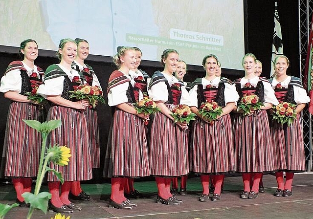 Die Ehrendamen des Esaf hatten im Rahmen der Gabentempel-Eröffnung einen vielbejubelten Auftritt.