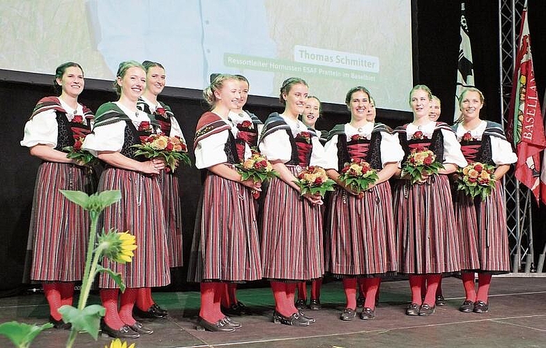 Die Ehrendamen des Esaf hatten im Rahmen der Gabentempel-Eröffnung einen vielbejubelten Auftritt.