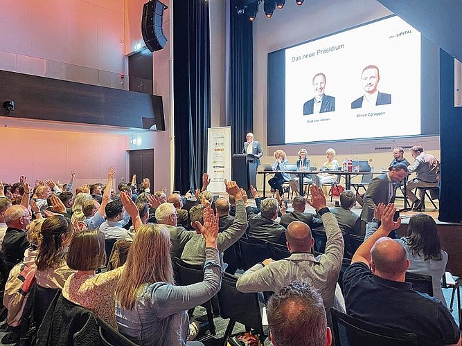 Die Generalversammlung von KMU Liestal wählte das neue Co-Präsidium einstimmig.Fotos: W. Wenger