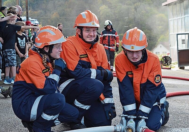 Die Jugendfeuerwehr wurde in die Hauptübung eingebunden. Fotos: s. van riemsdijk