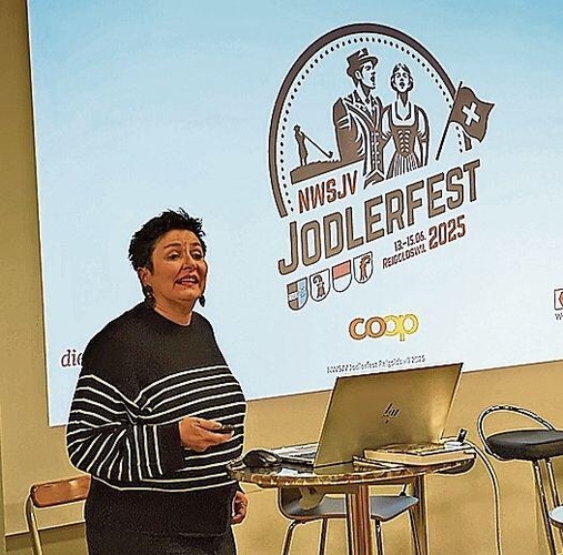 Daniela Schneeberger informierte über das Nordwestschweizer Jodlerfest 2025.