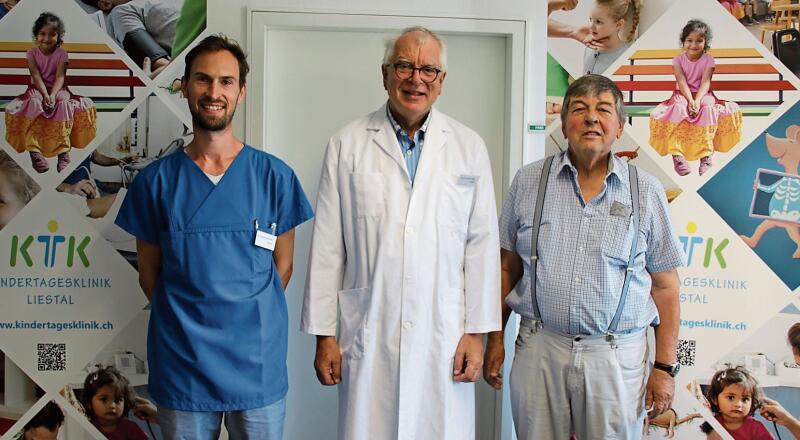 Ein kleiner Teil des Teams der Kindertagesklinik Liestal: Jérome Schmidlin, Ärztlicher Leiter Pädiatrie; Johannes Mayr, Professor für Kinderchirurgie; KTK-Mitinitiant Roman Vettiger (v. l.).Fotos: M. Schaffner