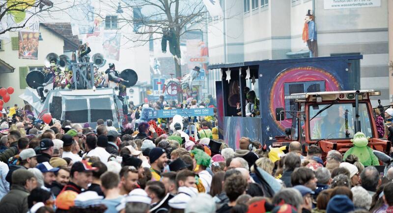 Es gab auf der Sissacher Flaniermeile fast kein Durchkommen mehr.