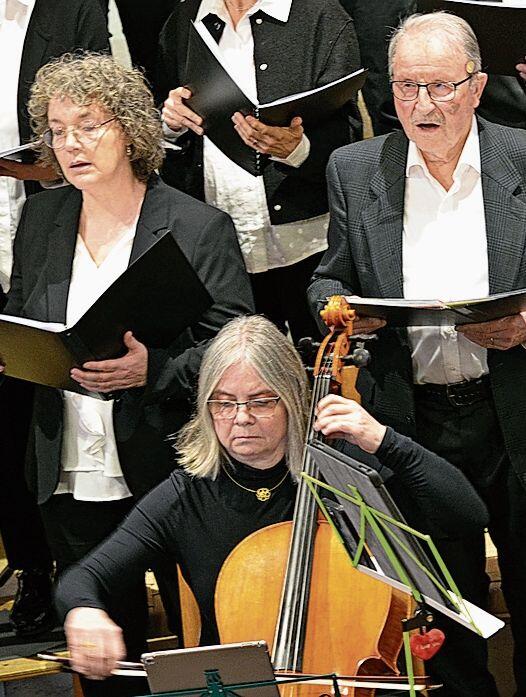 Ein grosser vielfältiger Chorklang sorgte für feine Nuancen im Gesang und eine besondere musische Kraft.