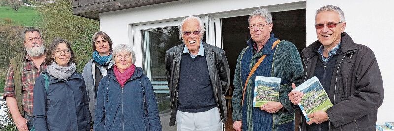 Die Kommissionsmitglieder: Bruno Surer, Dorethee Wettstein Fehr, Barbara Saladin, Esther Saladin - Fiechter, Werner Grieder, Martin Furter und Elmar Gürtler. (v.l.) Es fehlt Yvonne Aebi.Fotos: S. van Reimsdjjk
