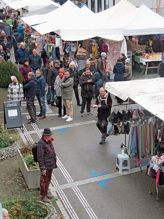 Der Markt zog auch dieses Jahr wieder viele Besucher an.