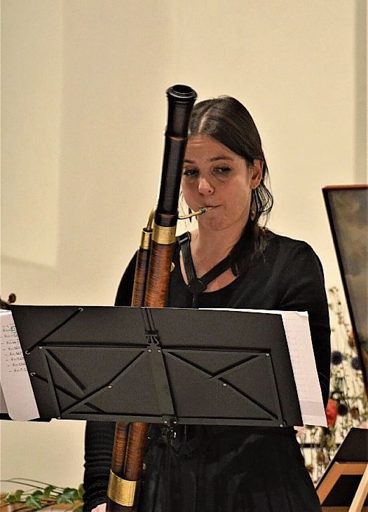 Das Fagott mit Nelly Sturm ergänzte das Ensemble mit gefühlvollen Tönen.