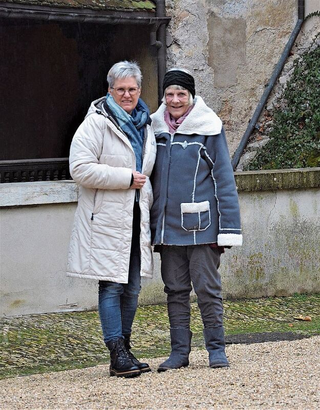 Präsidentin Beatrice Wessner (l.) und Vorstandsmitglied Doris Walther hoffen auf die Durchführung des Jubiläum-Weihnachtsmarkts. Fotos: S. van Riemsdijk