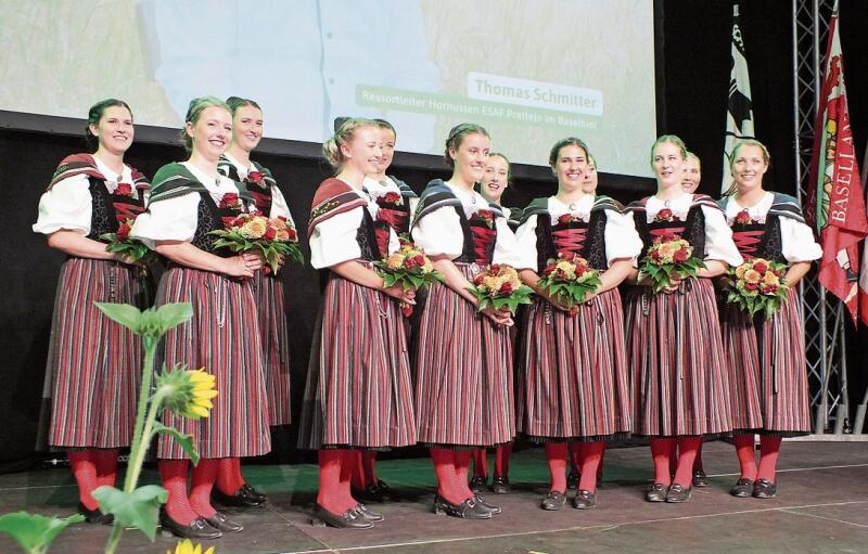 Die Ehrendamen des Esaf hatten im Rahmen der Gabentempel-Eröffnung einen vielbejubelten Auftritt.